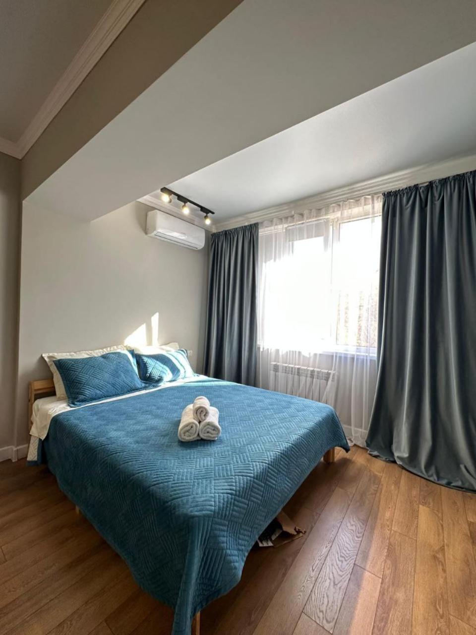 Жилой Комплекс Молодежный На Тулебаева Lejlighed Almaty Eksteriør billede
